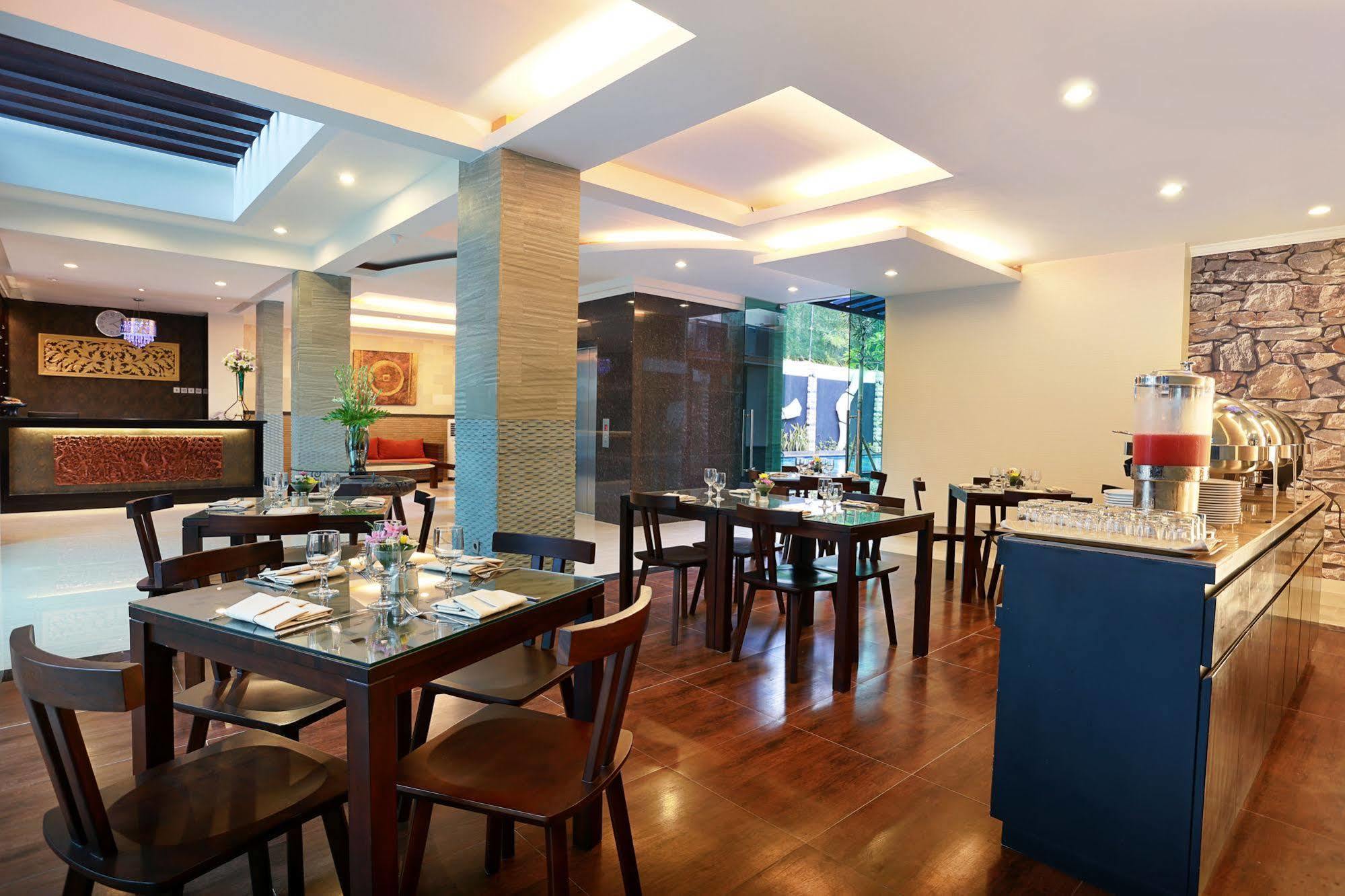 Argya Santi And Seminyak (Bali)