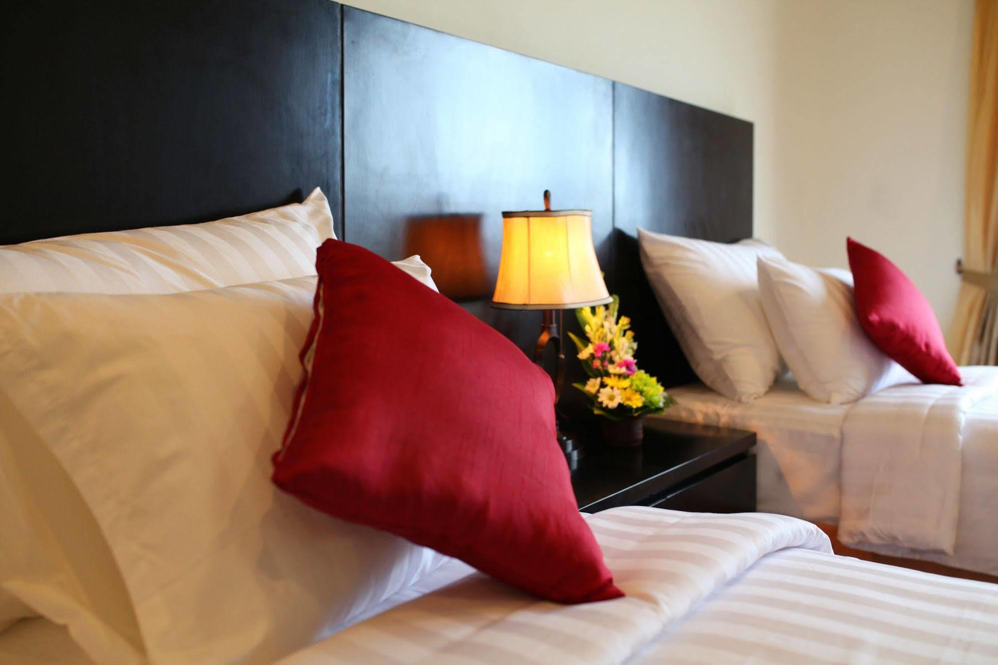 Hotel Argya Santi And 3*