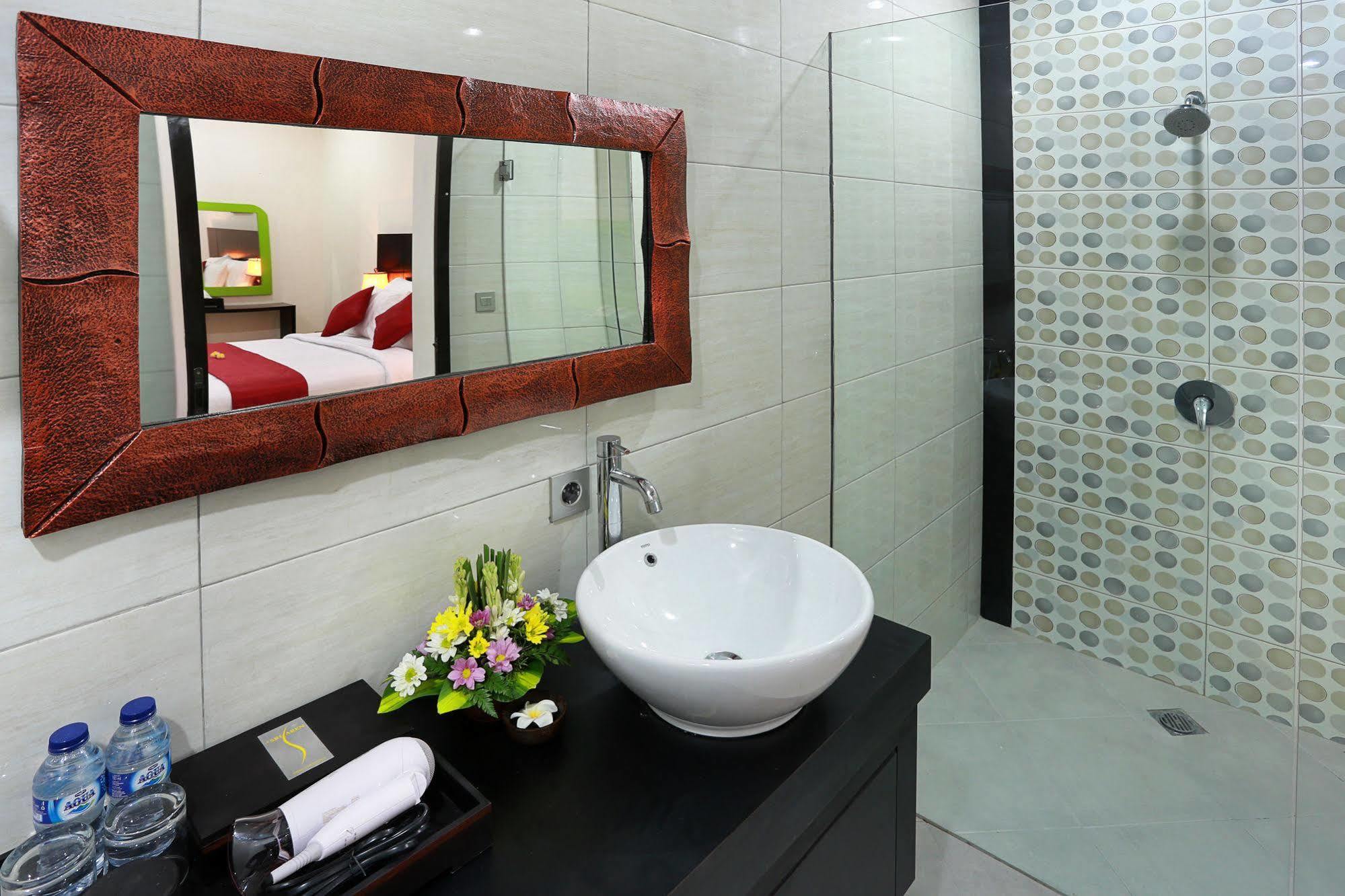 Hotel Argya Santi And